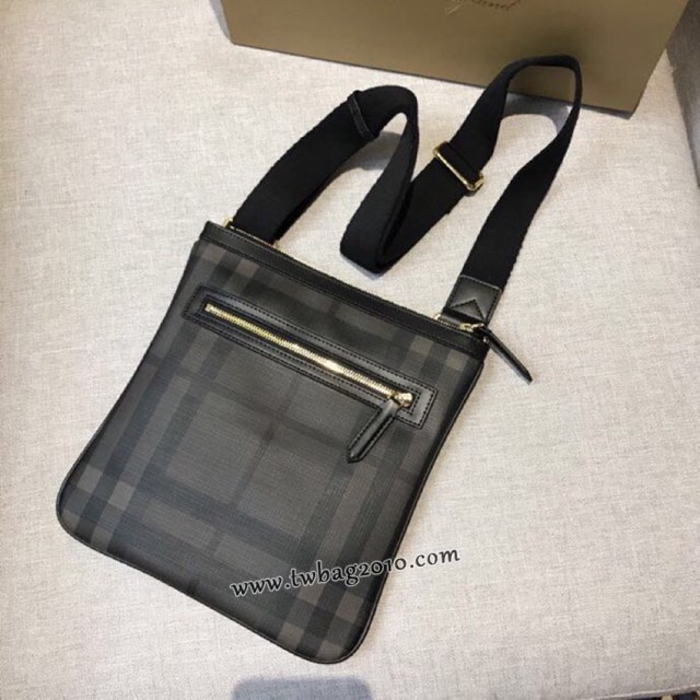 Burberry專門店新款單肩斜挎包 巴寶莉London格紋男士單肩斜挎包 yxb1298